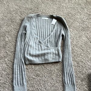 NWT Hollister Grey Sweater